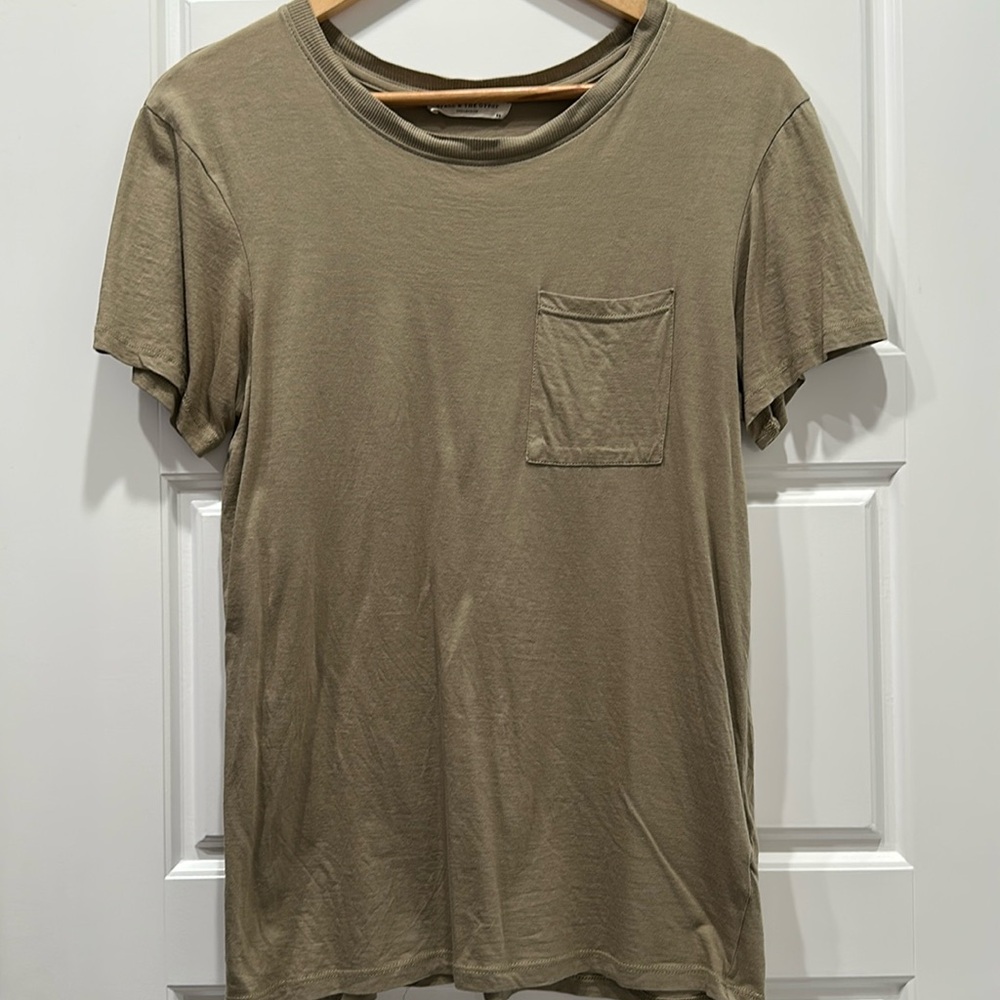 Spell tee